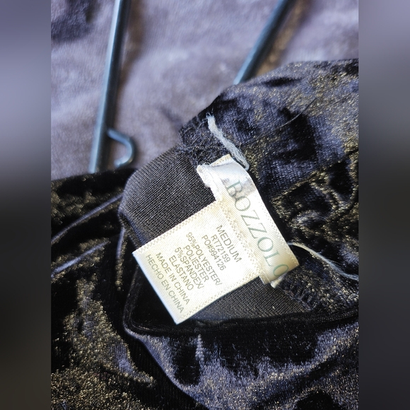 5 For $25✨Bozzolo Womens Medium Velvet Velour Black Longsleeved Soft Cropped Top - Picture 6 of 11